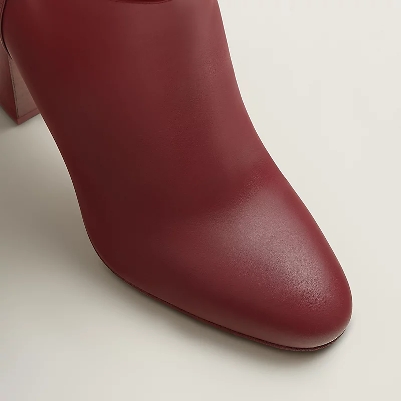 Leaping 90 boot rouge H