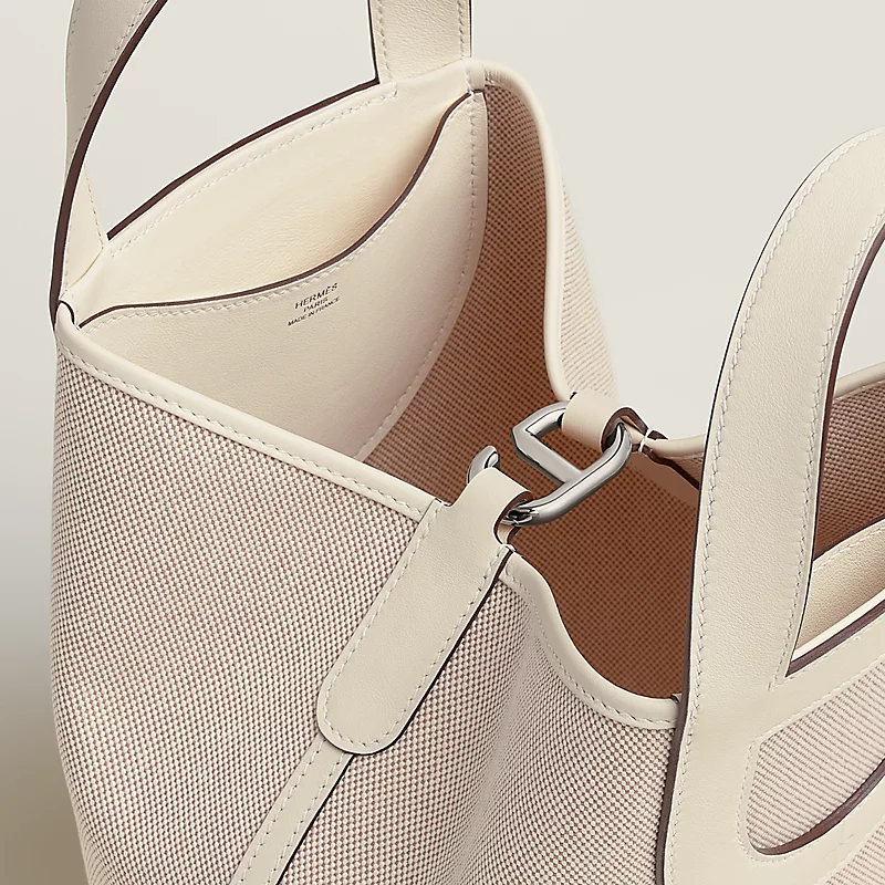 Hermès In-the-Loop 23 bag écru/beige/nata 3 Hermès In-the-Loop 23 bag écru/beige/nata