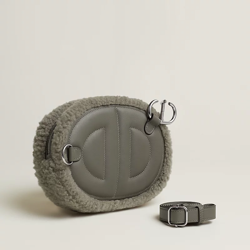 In-the-Loop plush belt bag gris Meyer/écru/gris Meyer 4 In-the-Loop plush belt bag gris Meyer/écru/gris Meyer