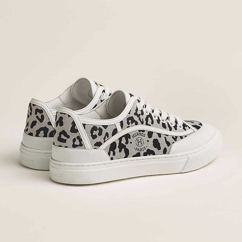 Get sneaker prunoir/blanc