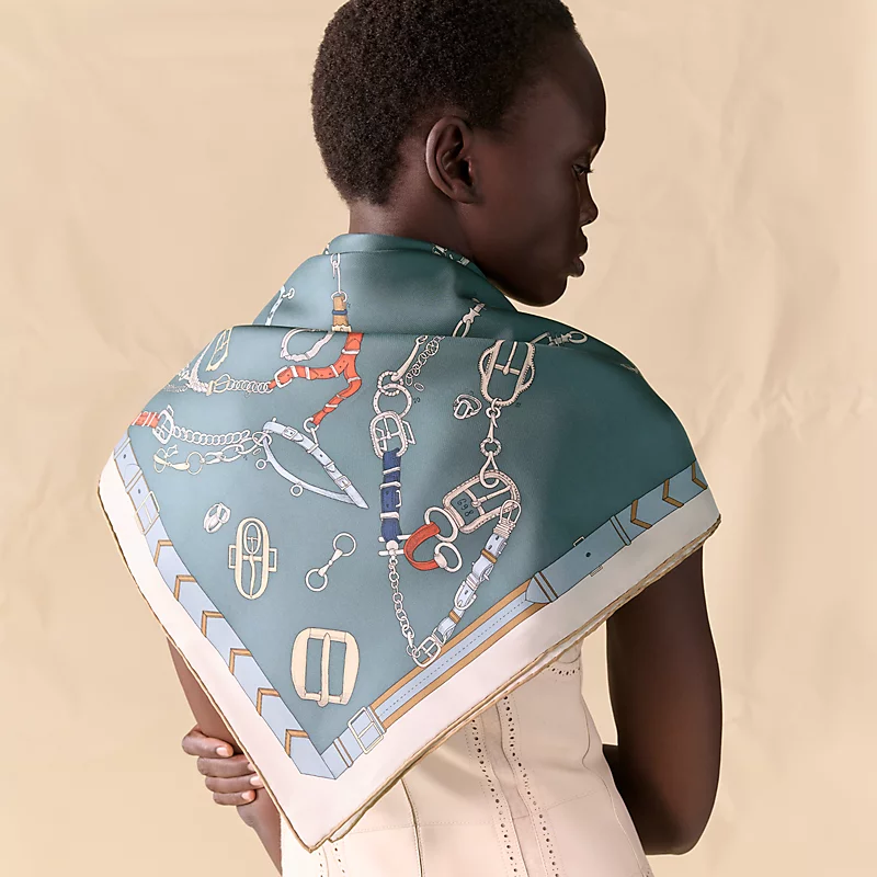 Les Chevaux Dechaines scarf 90 ardoise clair/corail/gris
