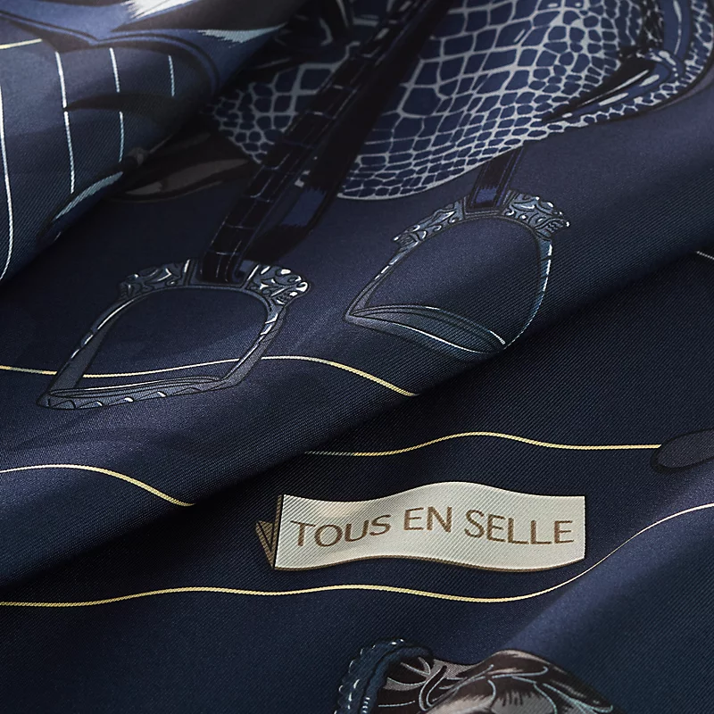 Tous en Selle scarf 90 bleu noir/marine/mordorÃ©