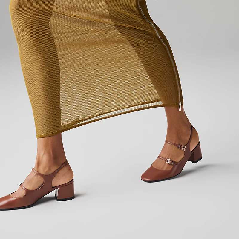 Jackie 50 pump gold