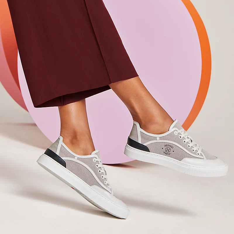 Get sneaker prunoir/blanc