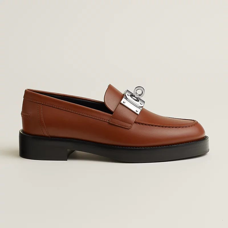 Hot loafer gold